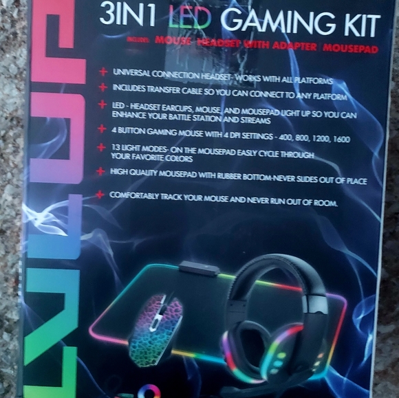 Vivitar LVLUP 3 in 1 Led gaming kit - Picture 3 of 3